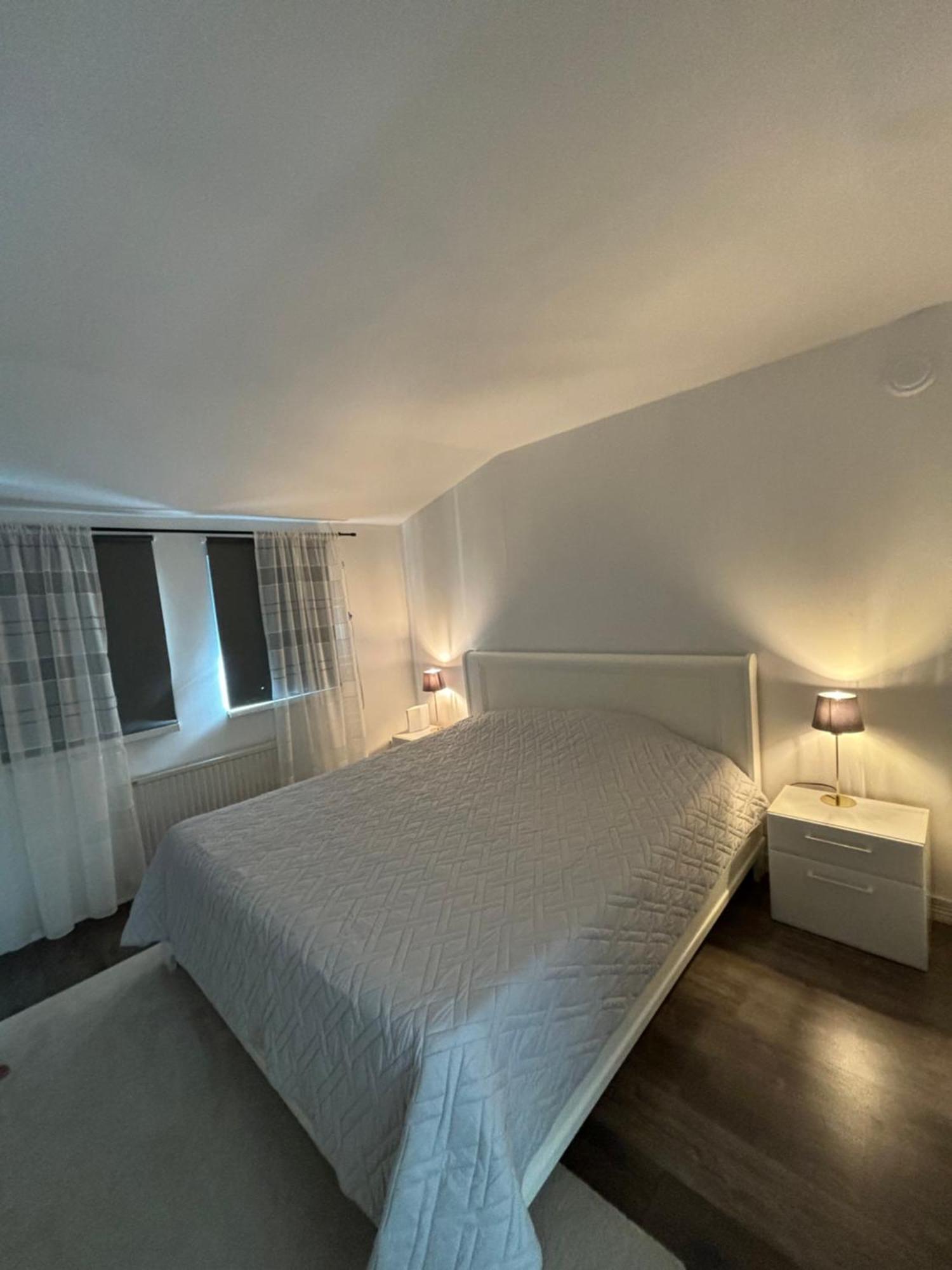 Videdal Apartment 2 Rooms - Own Entrance & Free Parking Malmø Eksteriør billede