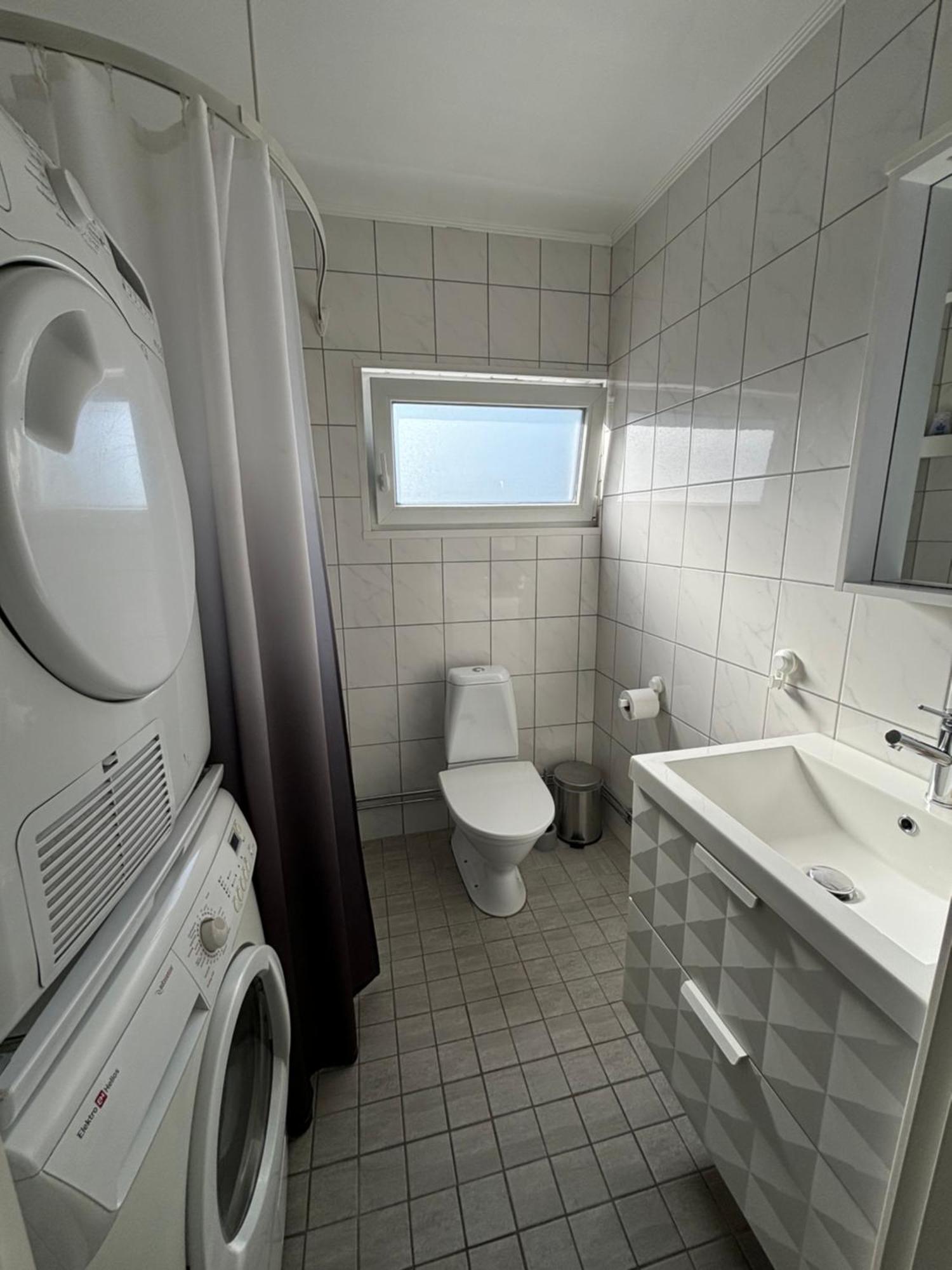 Videdal Apartment 2 Rooms - Own Entrance & Free Parking Malmø Eksteriør billede