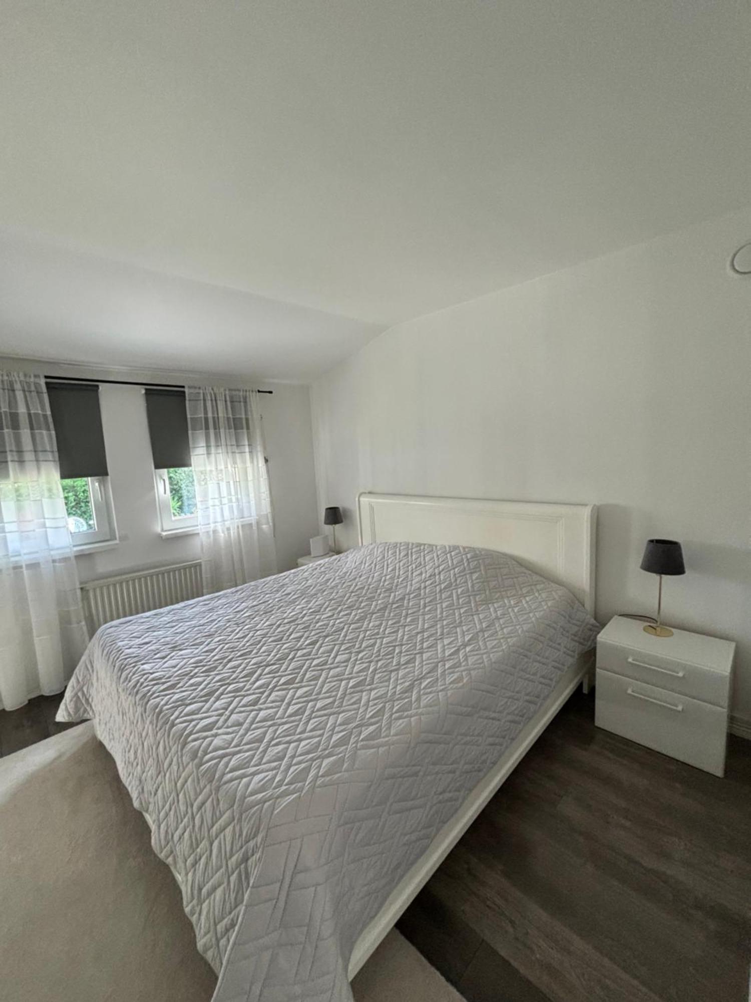 Videdal Apartment 2 Rooms - Own Entrance & Free Parking Malmø Eksteriør billede